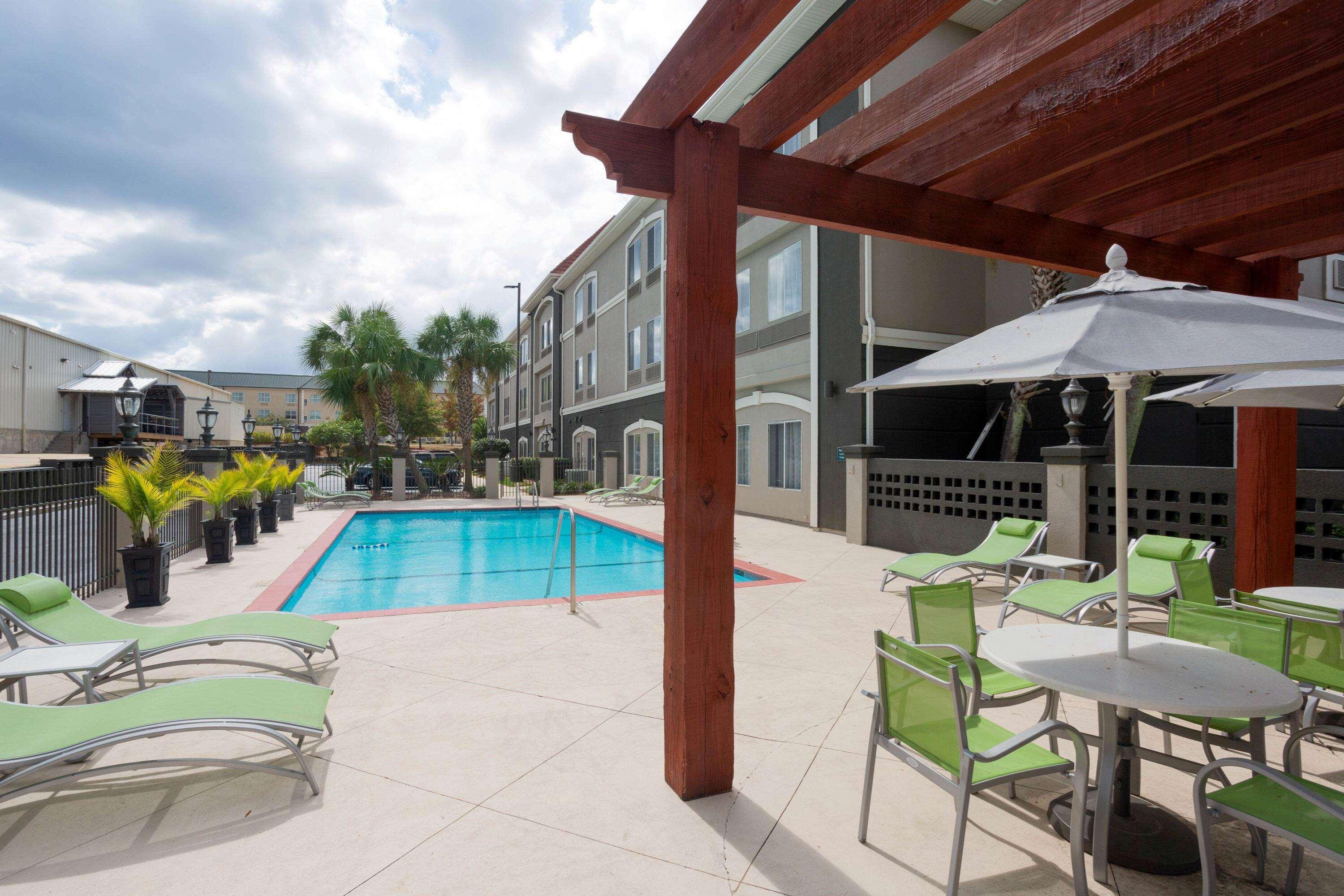 La Quinta By Wyndham Mobile - Daphne Hotel Buitenkant foto